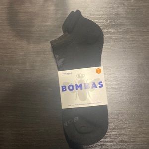COPY - Bombas ankle socks size large
